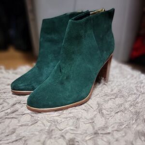 Ted Baker Lorca Emerald Green ankle boots size 38.5EU  7.5US